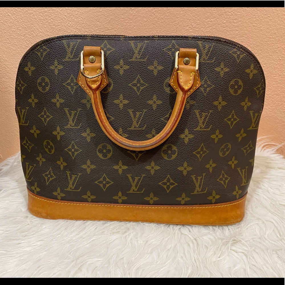 Louis Vuitton Alma PM